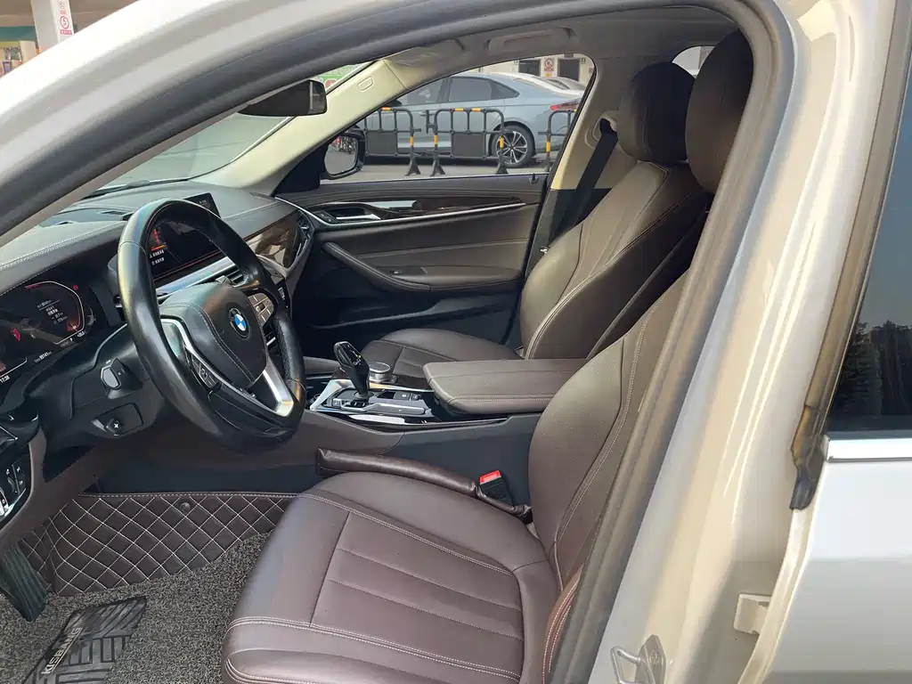 BMW BMW 5 Series 2020 525Li Luxury Package 2021 - thumbnail 16