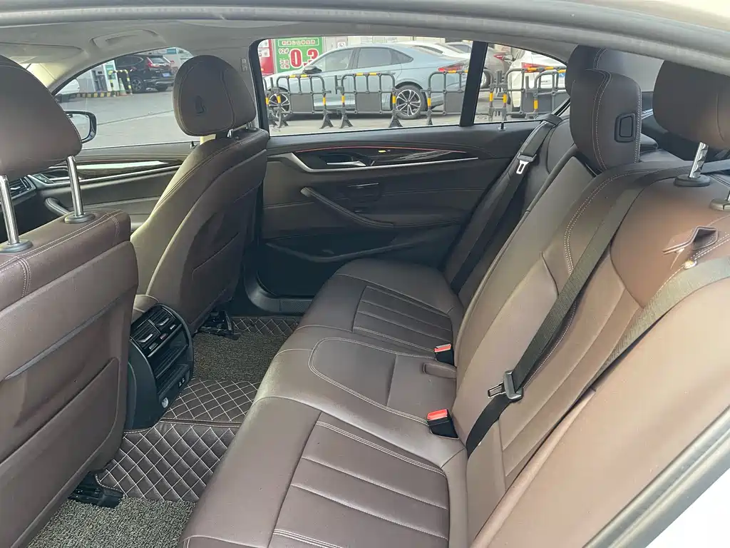 BMW BMW 5 Series 2020 525Li Luxury Package 2021 - thumbnail 19