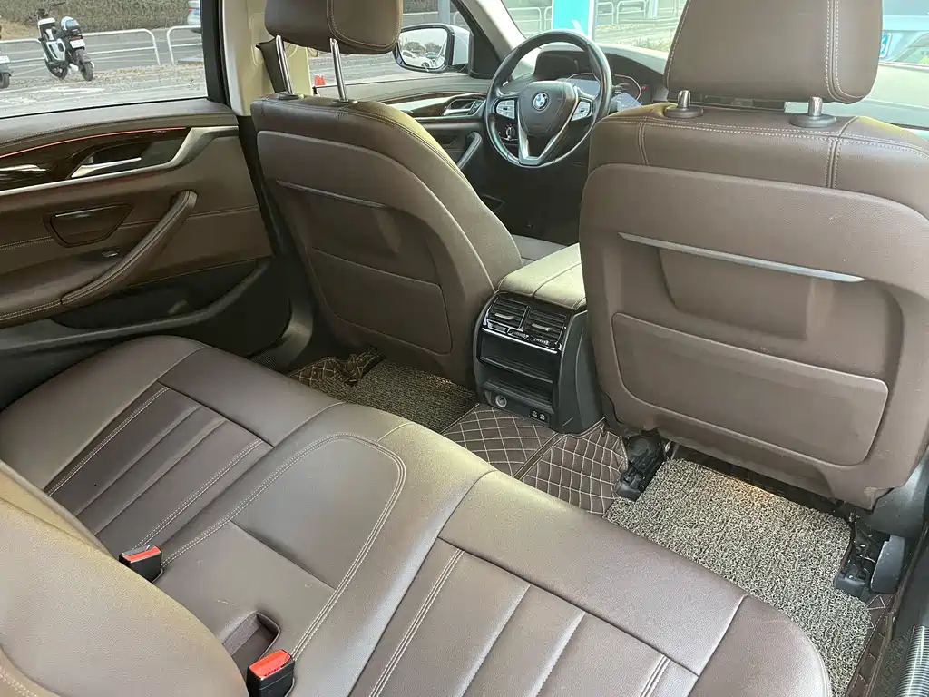 BMW BMW 5 Series 2020 525Li Luxury Package 2021 - thumbnail 25