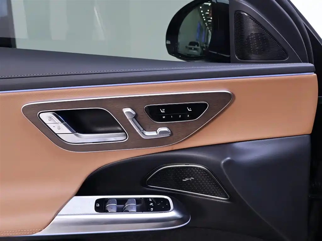 Mercedes-Benz Mercedes-Benz E-Class 2024 E 300 L Fashion Edition 2024 - thumbnail 17