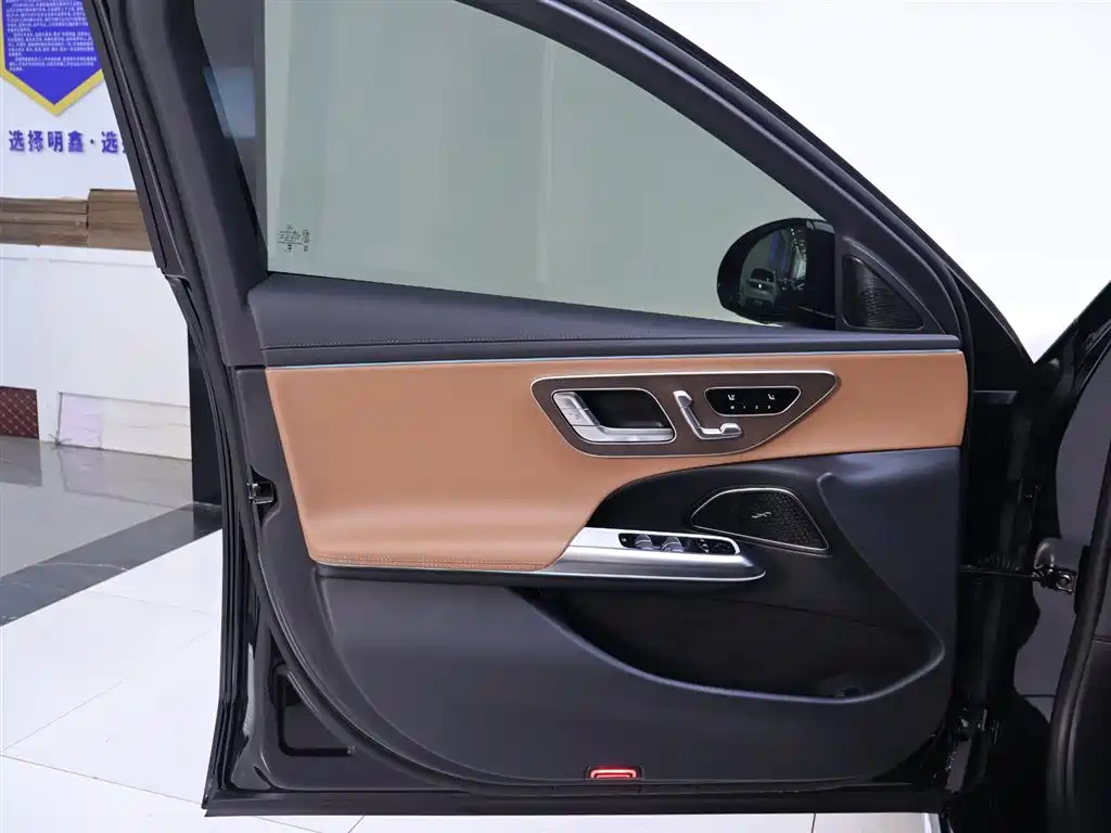 Mercedes-Benz Mercedes-Benz E-Class 2024 E 300 L Fashion Edition 2024 - thumbnail 18