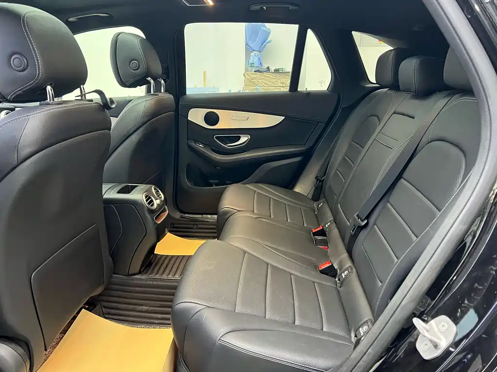 Mercedes-Benz Mercedes-Benz GLC 2021 GLC 260 L 4MATIC Dynamic Model 2021 - thumbnail 7