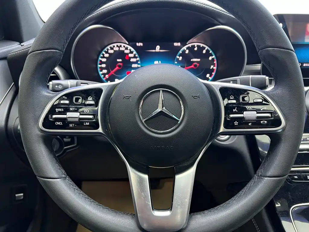 Mercedes-Benz Mercedes-Benz GLC 2021 GLC 260 L 4MATIC Dynamic Model 2021 - thumbnail 10
