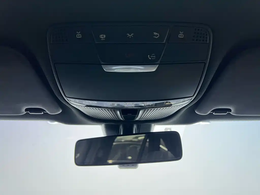 Mercedes-Benz Mercedes-Benz GLC 2021 GLC 260 L 4MATIC Dynamic Model 2021 - thumbnail 21