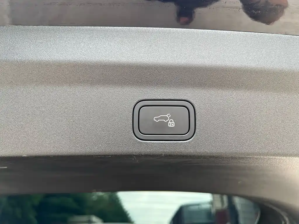 Li Auto Li L6 2024 Pro 2025 - thumbnail 12