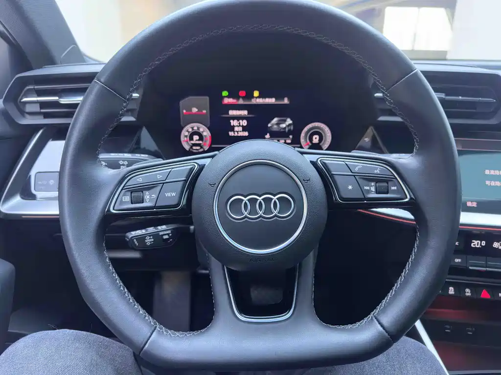Audi Audi A3 2023 Facelift A3L Limousine 35 TFSI Luxury Sport Edition 2024 - thumbnail 16