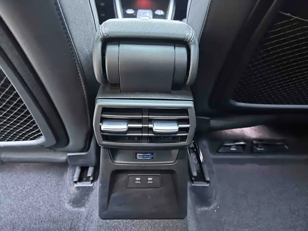 Audi Audi A3 2023 Facelift A3L Limousine 35 TFSI Luxury Sport Edition 2024 - thumbnail 18