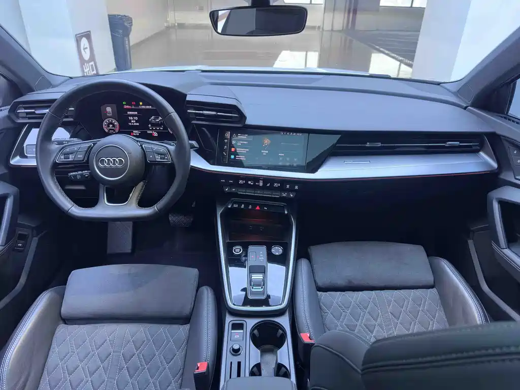Audi Audi A3 2023 Facelift A3L Limousine 35 TFSI Luxury Sport Edition 2024 - thumbnail 22