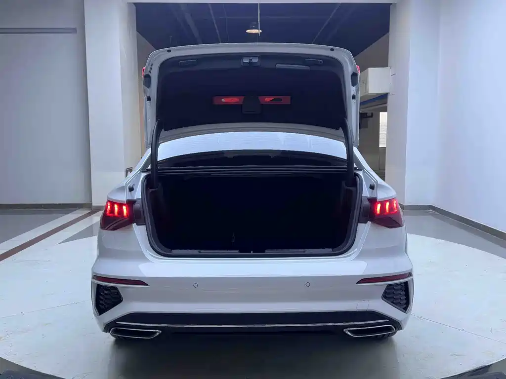 Audi Audi A3 2023 Facelift A3L Limousine 35 TFSI Luxury Sport Edition 2024 - thumbnail 23