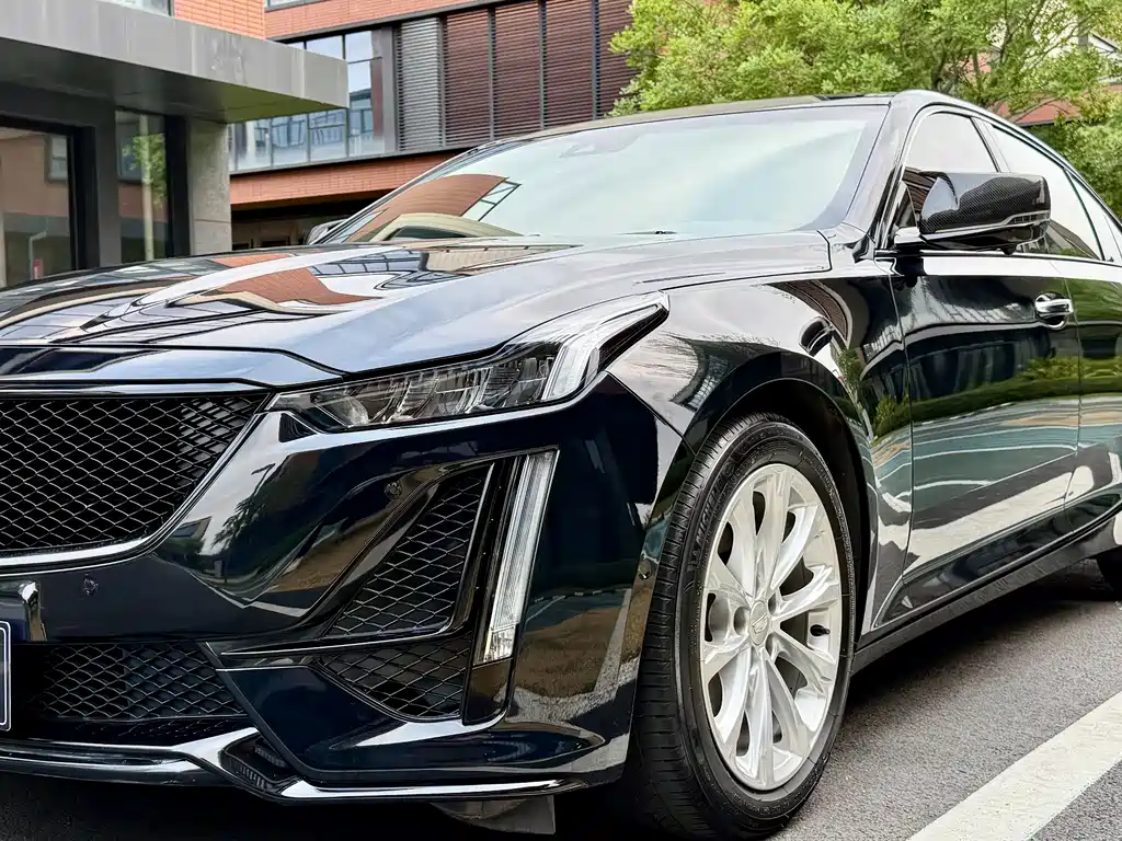 Cadillac Cadillac CT5 2021 28T Luxury 2021 - thumbnail 4