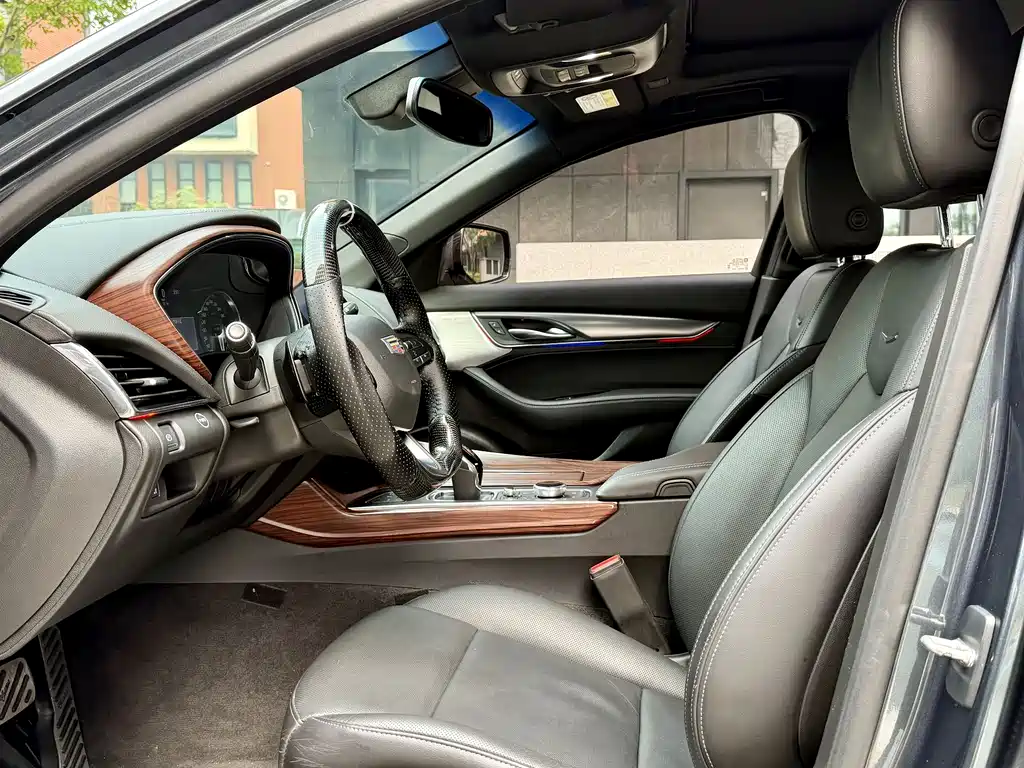 Cadillac Cadillac CT5 2021 28T Luxury 2021 - thumbnail 8