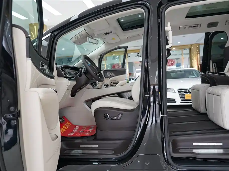 Denza DENZA D9 2025 DM-i Intelligent Driving Edition 1020 AWD Flagship Model 2025 - thumbnail 5