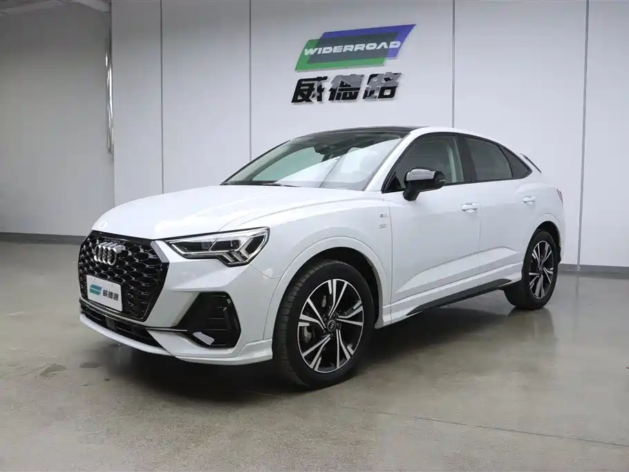 Audi Audi Q3 Sportback 2022 40 TFSI Fashion Edition 2022