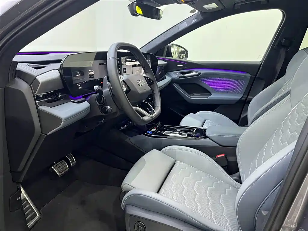 Audi Audi Q6L e-tron 2026 Launch Edition 2025 - thumbnail 17