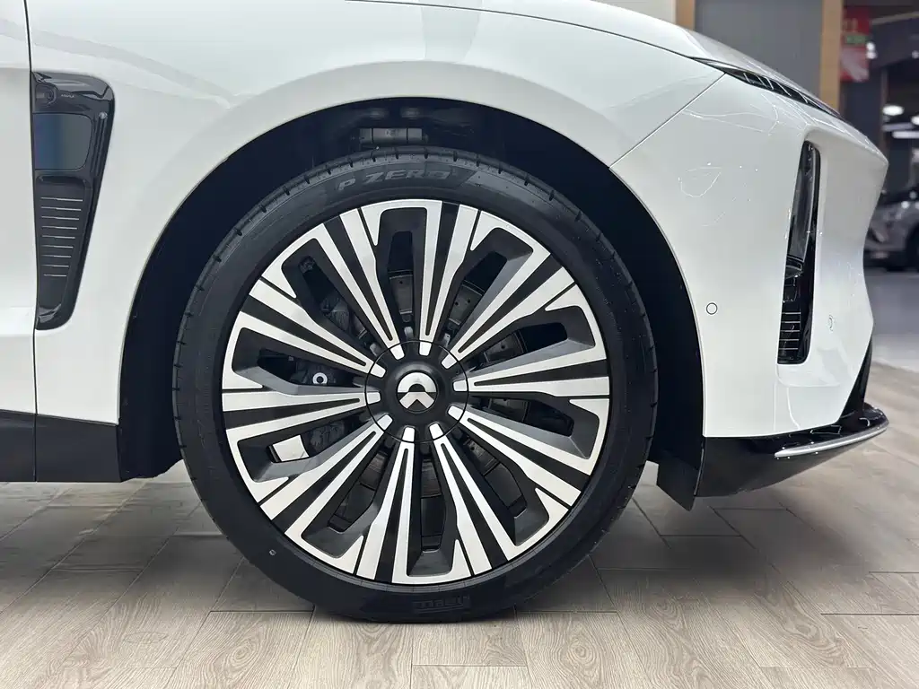 NIO NIO ET9 2025 Model 102kWh 2025 - thumbnail 18