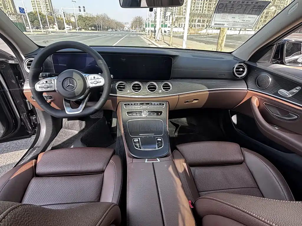 Mercedes-Benz Mercedes-Benz E-Class 2020 E 260 L Sport 2020 - thumbnail 8
