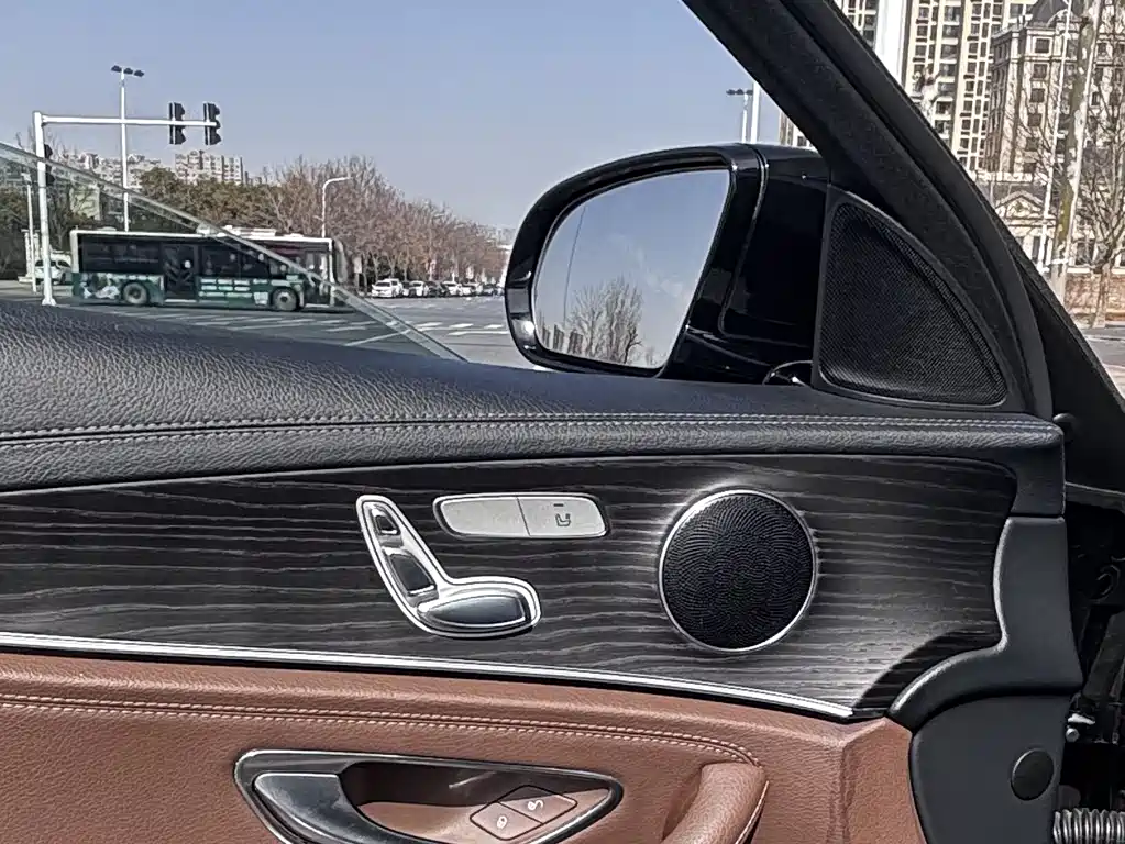 Mercedes-Benz Mercedes-Benz E-Class 2020 E 260 L Sport 2020 - thumbnail 16