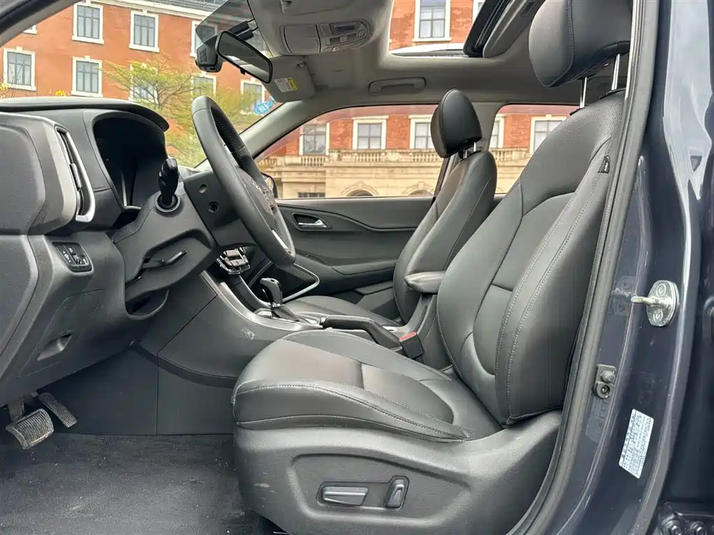 Hyundai Hyundai ix35 2018 2.0L Automatic 2WD Smart Joy Plus Edition 2018 - thumbnail 5