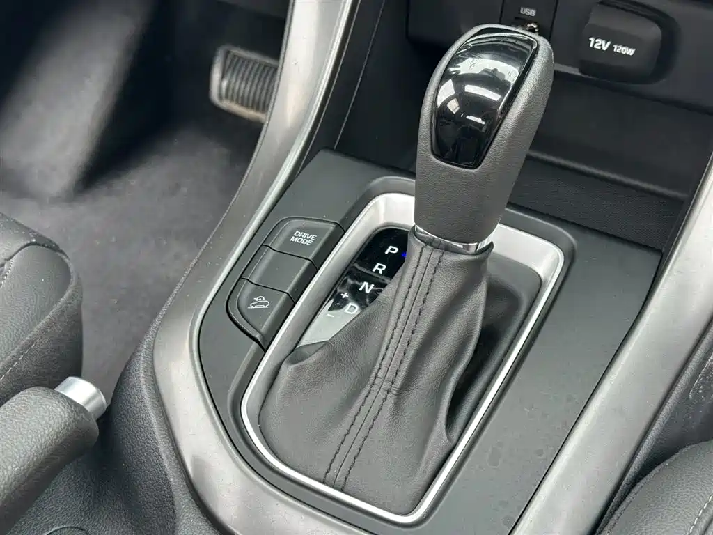 Hyundai Hyundai ix35 2018 2.0L Automatic 2WD Smart Joy Plus Edition 2018 - thumbnail 11