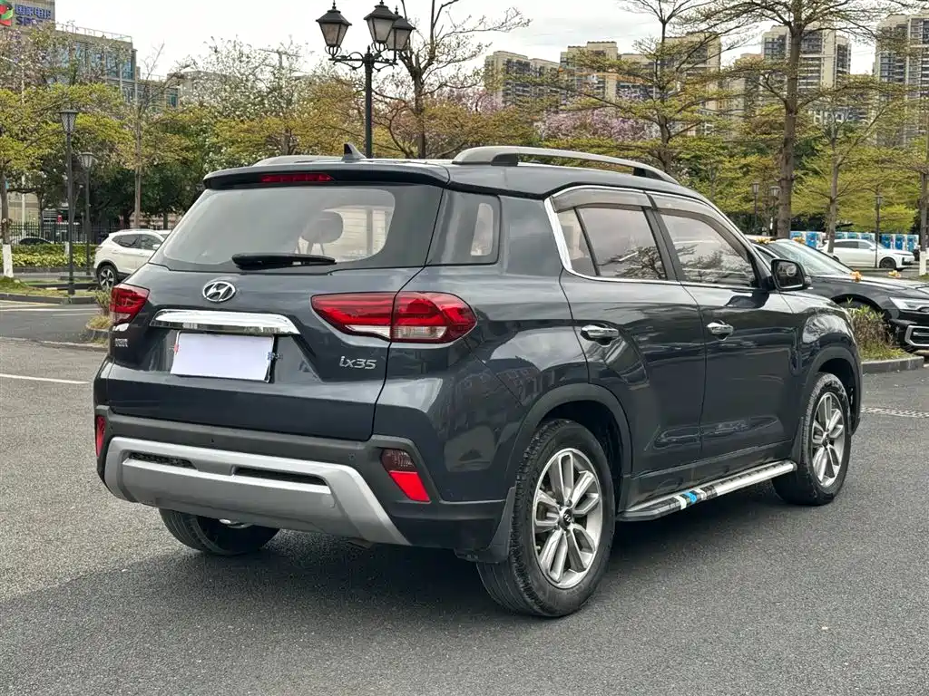 Hyundai Hyundai ix35 2018 2.0L Automatic 2WD Smart Joy Plus Edition 2018 - thumbnail 17