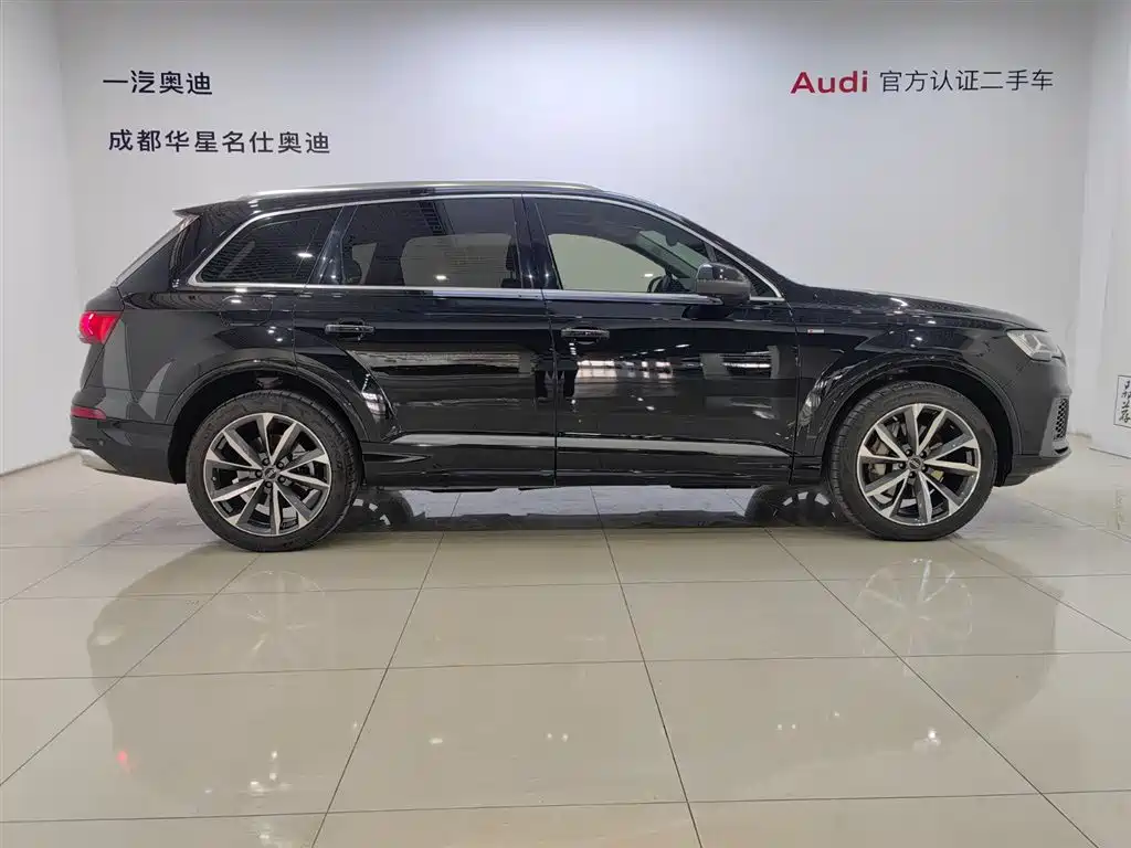 Audi Audi Q7 2022 55 TFSI quattro S line Sport 2022 - thumbnail 3