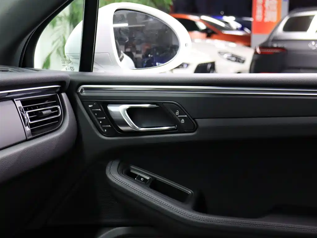 Porsche Porsche Macan 2024 Macan 2.0T 2024 - thumbnail 17