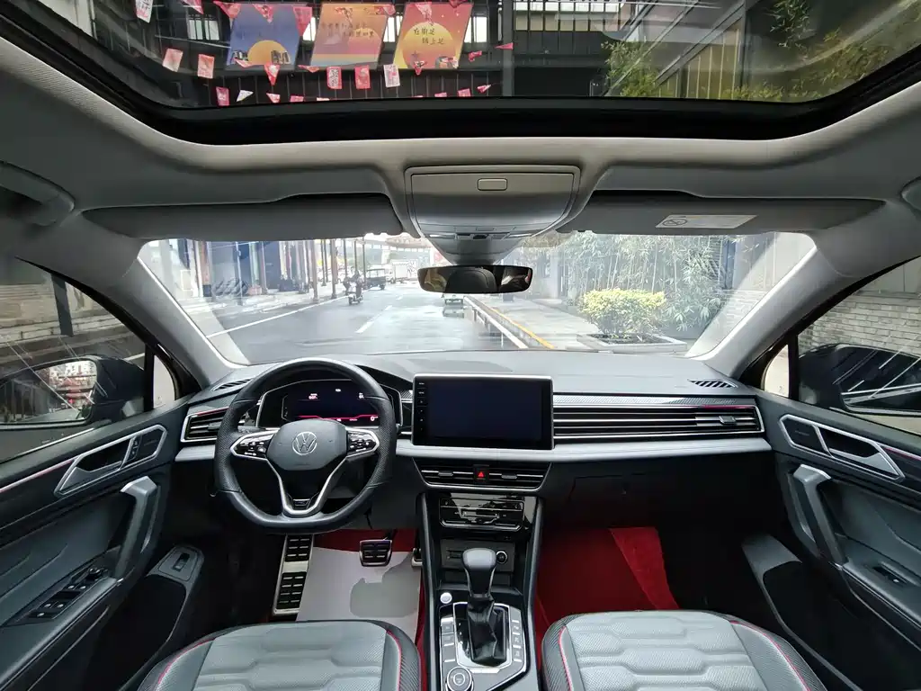 Volkswagen Volkswagen Tiguan L 2023 380TSI Automatic AWD R-Line Flagship 7-seater 2023 - thumbnail 6