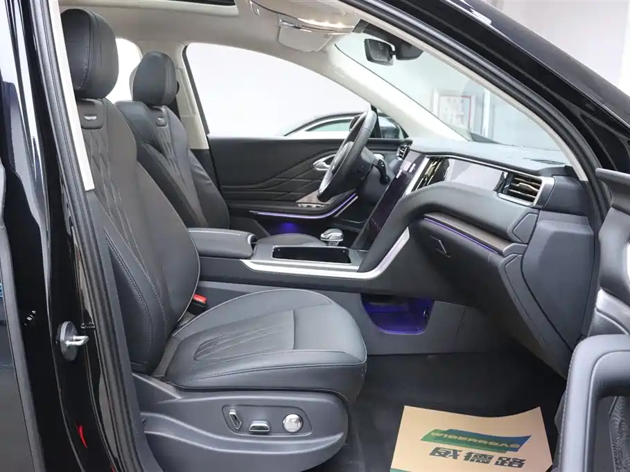 Hongqi Hongqi HS7 PHEV 2024 2.0T PHEV AWD Flag Enjoy 7-seater 2024 - thumbnail 17