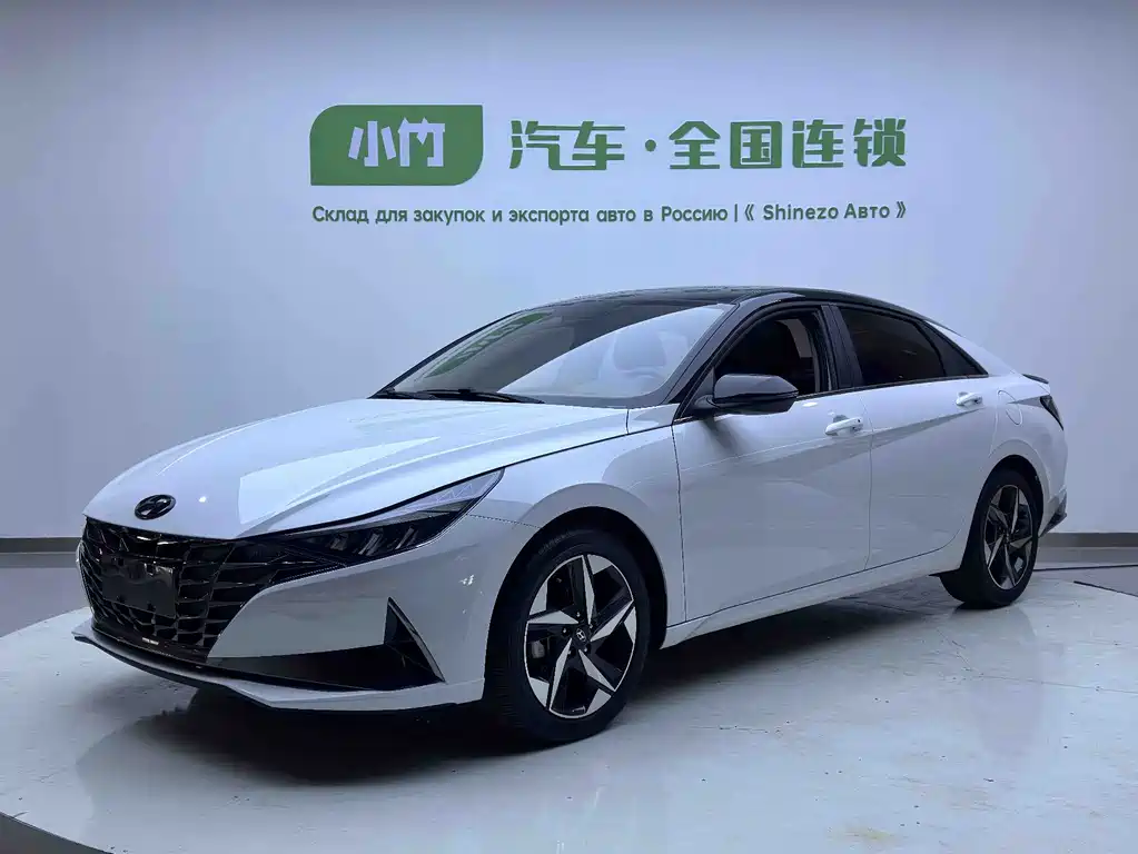 Hyundai Hyundai Elantra 2021 1.5L CVT LUX Premium Edition 2021