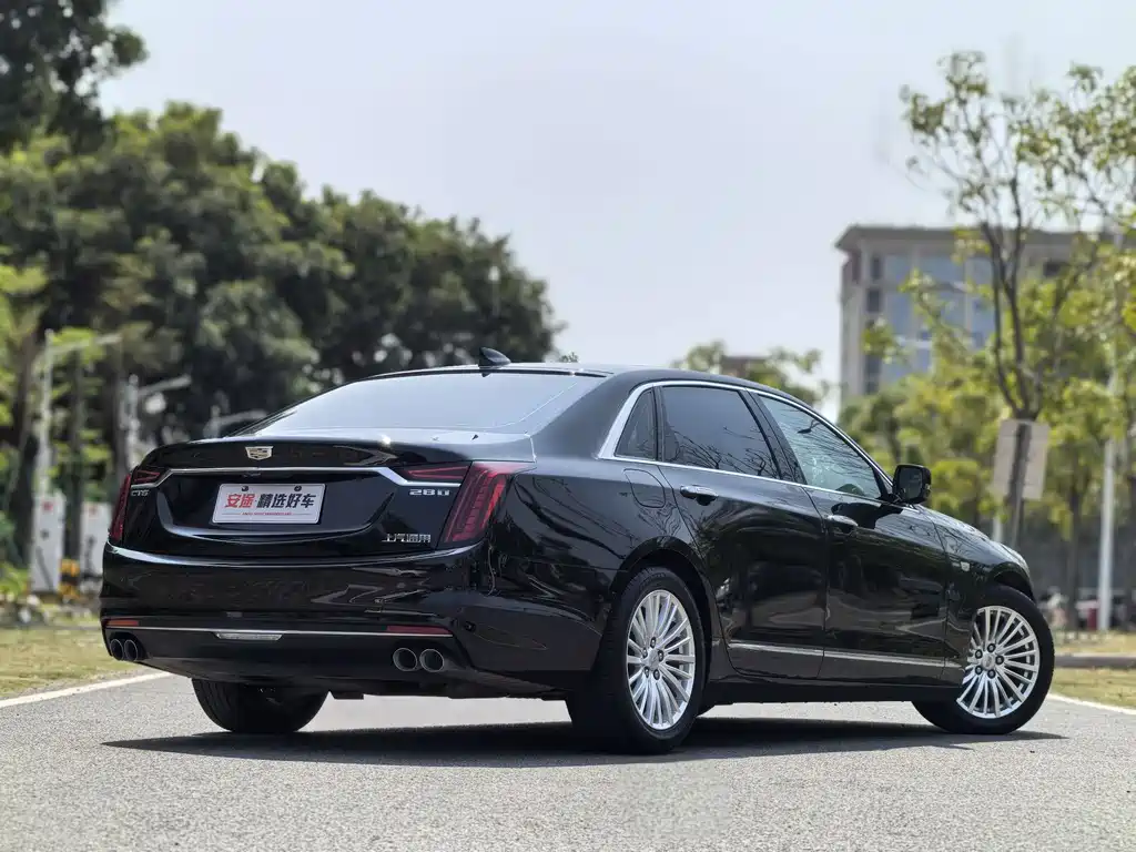 Cadillac Cadillac CT6 2022 28T Luxury 2022 - thumbnail 3