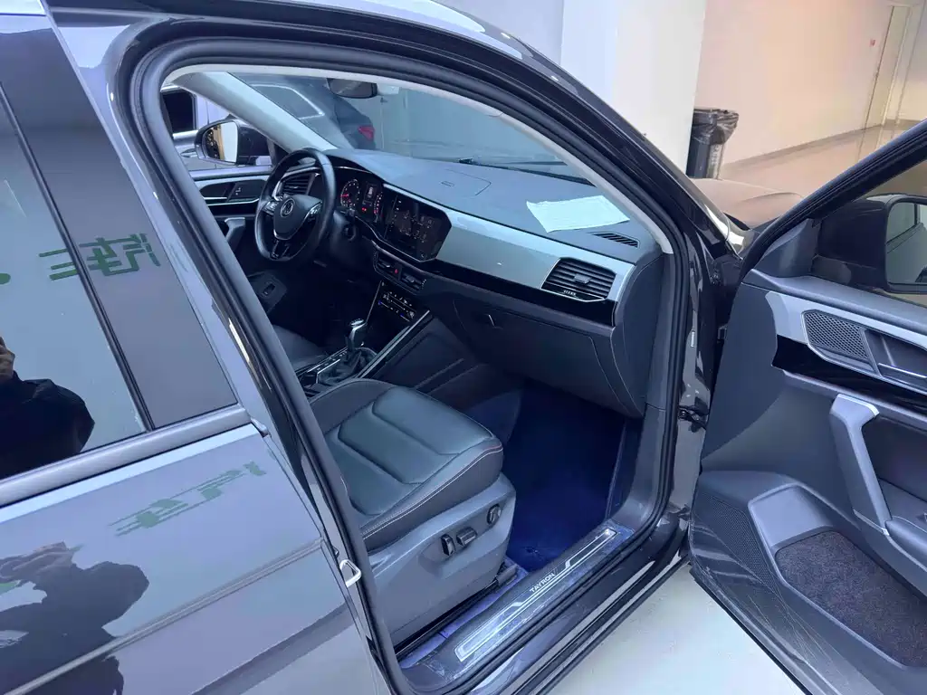 Volkswagen Tayron 2022 280TSI Front-Wheel Drive Luxury SmartConnect Edition 2022 - thumbnail 11