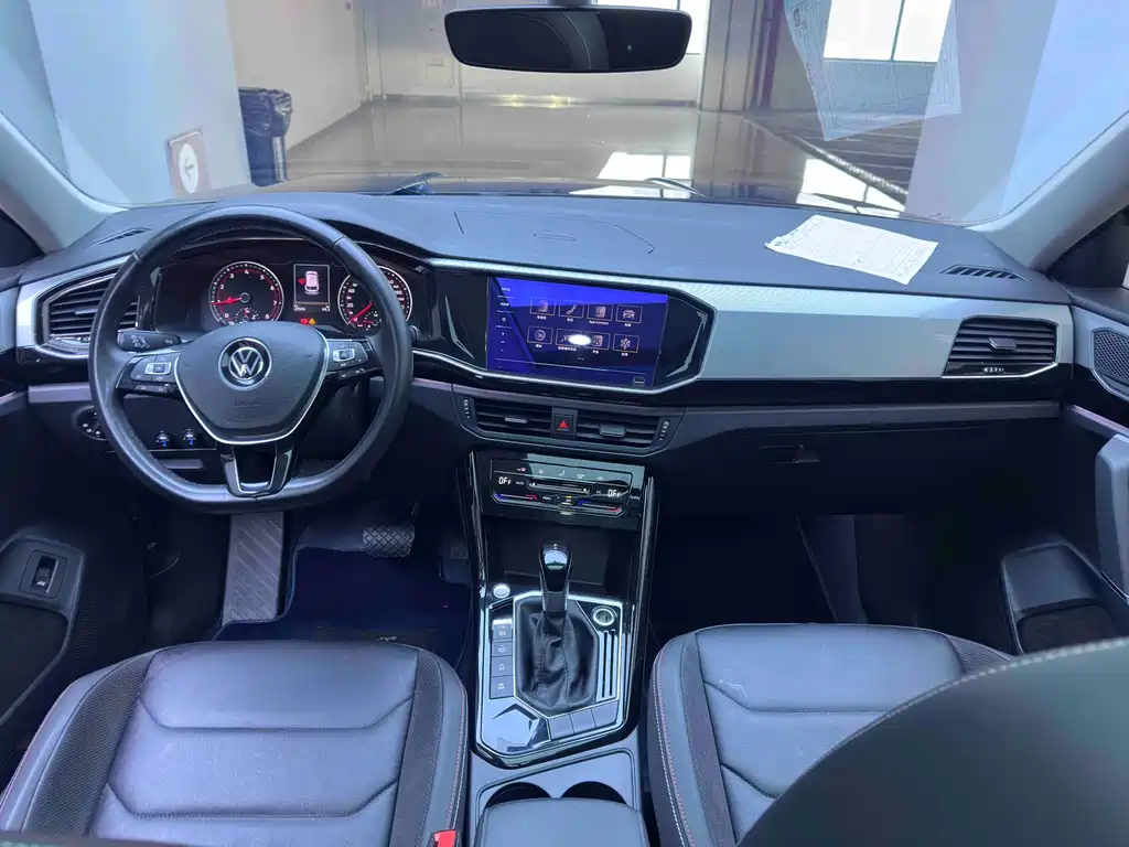 Volkswagen Tayron 2022 280TSI Front-Wheel Drive Luxury SmartConnect Edition 2022 - thumbnail 22