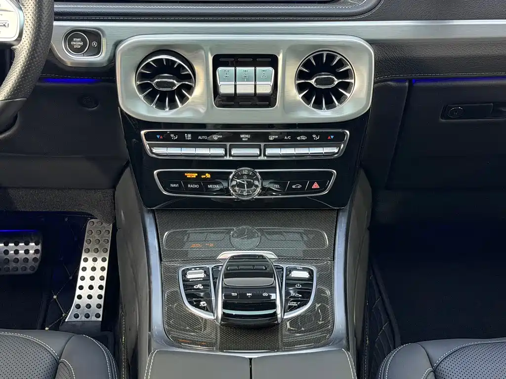 Mercedes-Benz Mercedes-Benz G-Class 2023 G 500 2023 - thumbnail 17