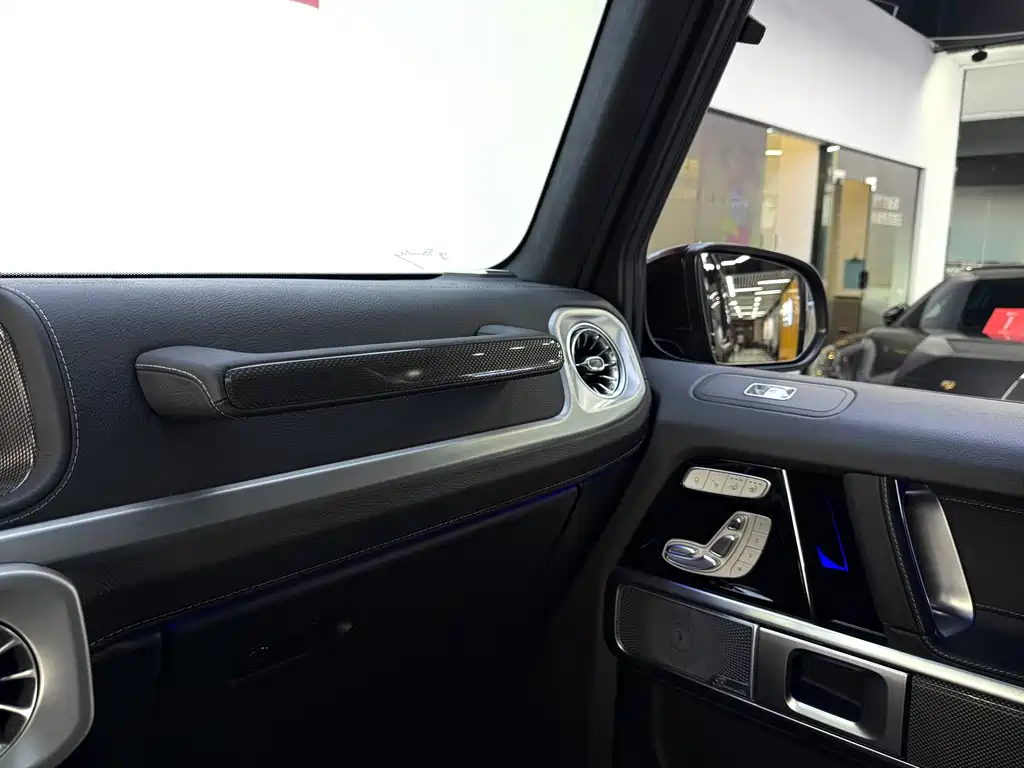 Mercedes-Benz Mercedes-Benz G-Class 2023 G 500 2023 - thumbnail 24