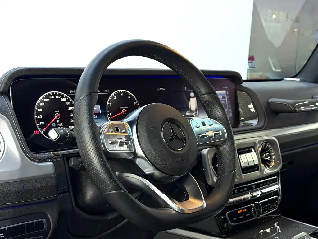 Mercedes-Benz Mercedes-Benz G-Class 2023 G 500 2023 - thumbnail 26
