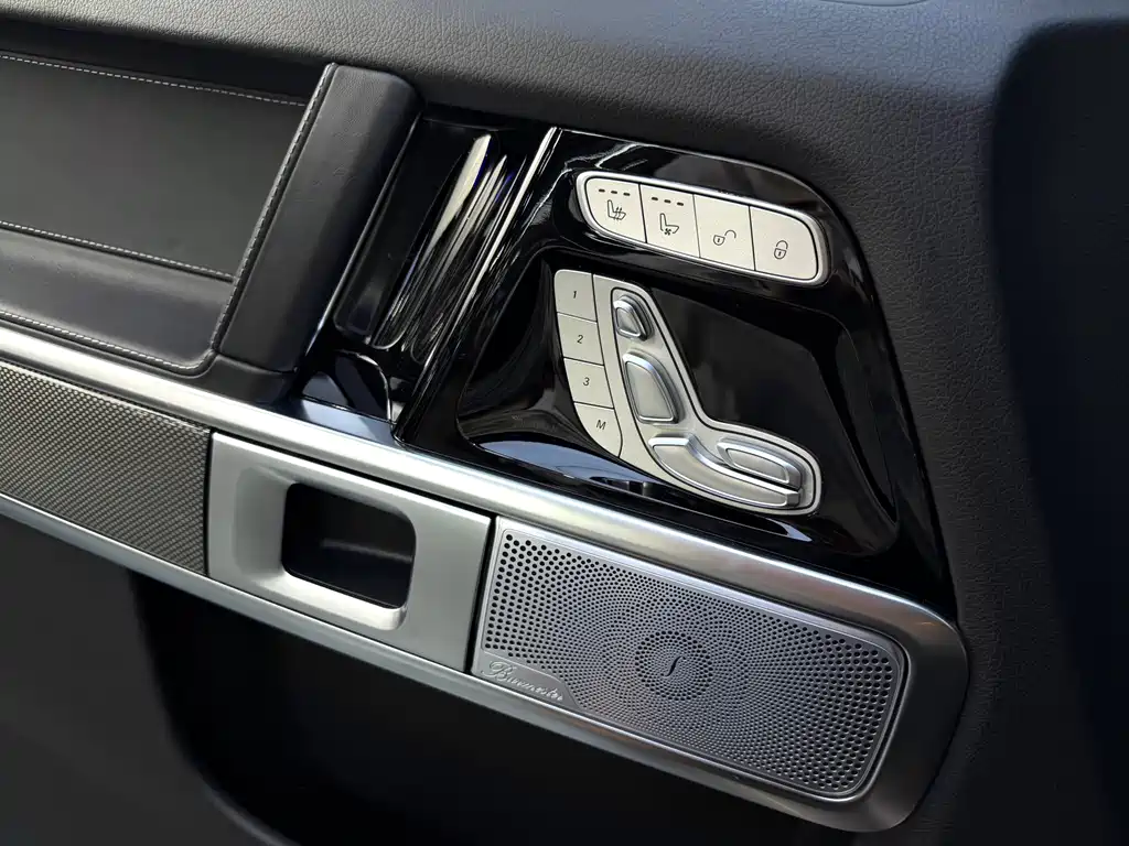 Mercedes-Benz Mercedes-Benz G-Class 2023 G 500 2023 - thumbnail 27