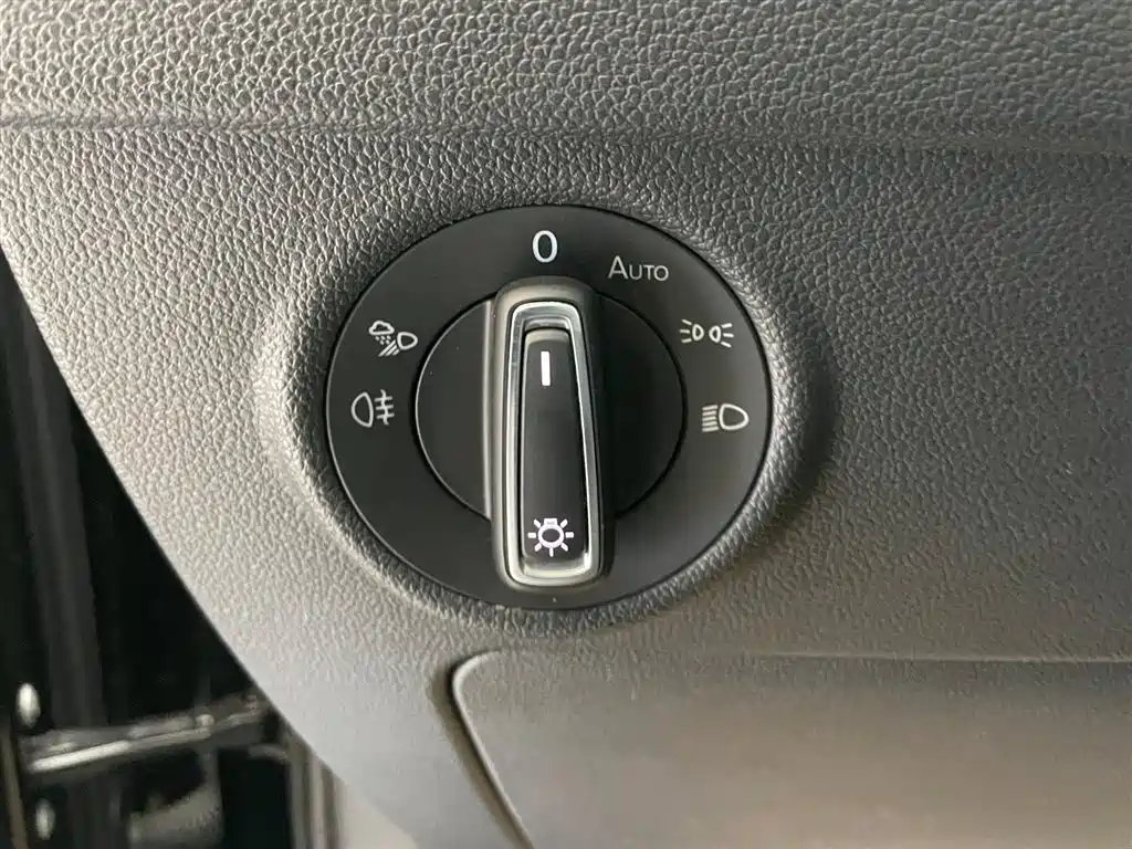 Volkswagen Tiguan L 2024 330TSI Automatic 2WD R-Line Premium Edition 2024 - thumbnail 18