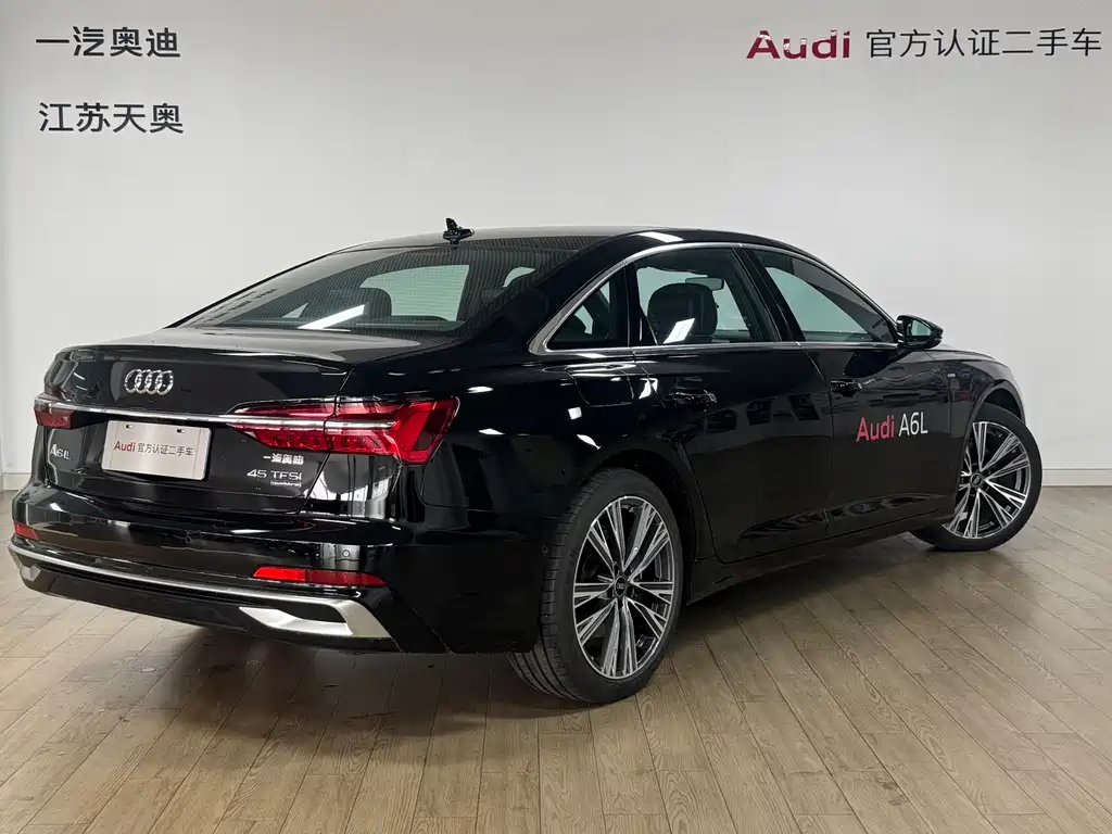 Audi Audi A6L 2025 45 TFSI quattro Premium Dynamic Model 2025 - thumbnail 4