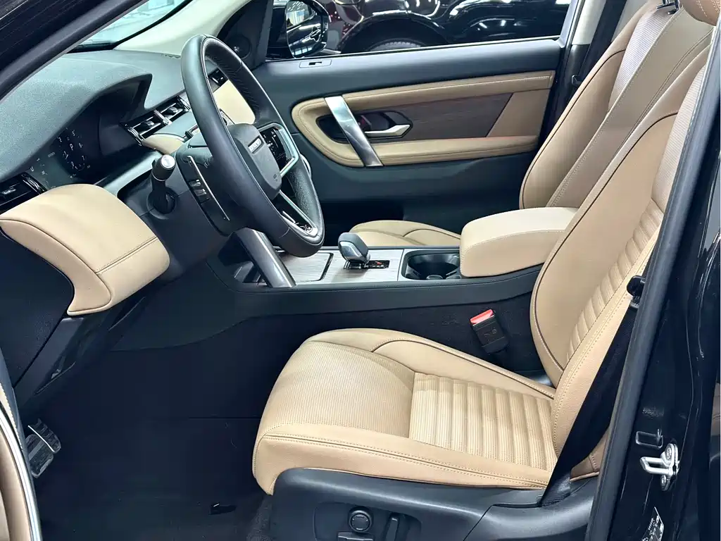 Land Rover Discovery Sport 2024 Performance Tech Edition 2024 - thumbnail 4
