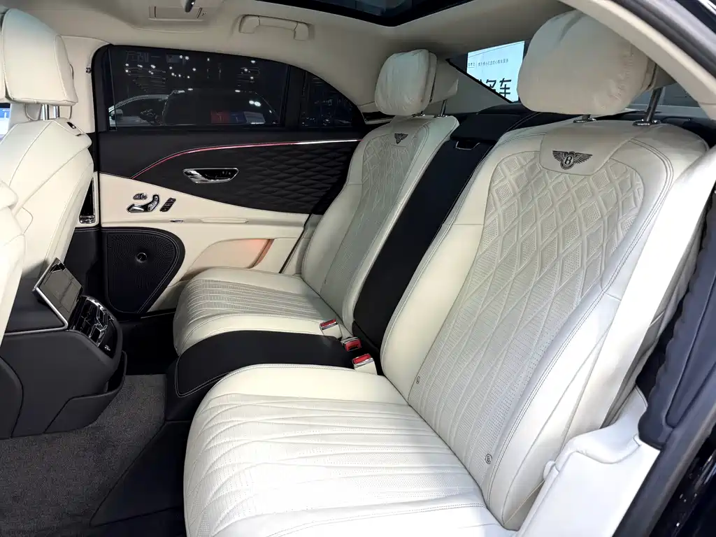 Bentley Bentley Flying Spur 2022 4.0T V8 Standard Edition 2022 - thumbnail 7