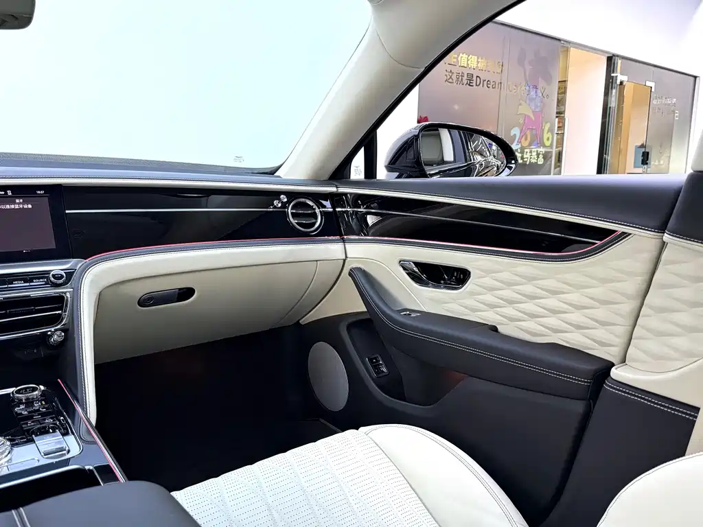Bentley Bentley Flying Spur 2022 4.0T V8 Standard Edition 2022 - thumbnail 16