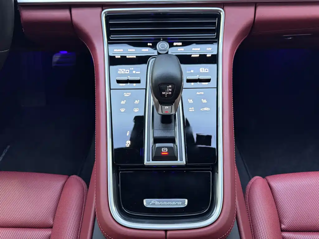 Porsche Porsche Panamera 2023 2.9T Platinum Edition 2023 - thumbnail 16