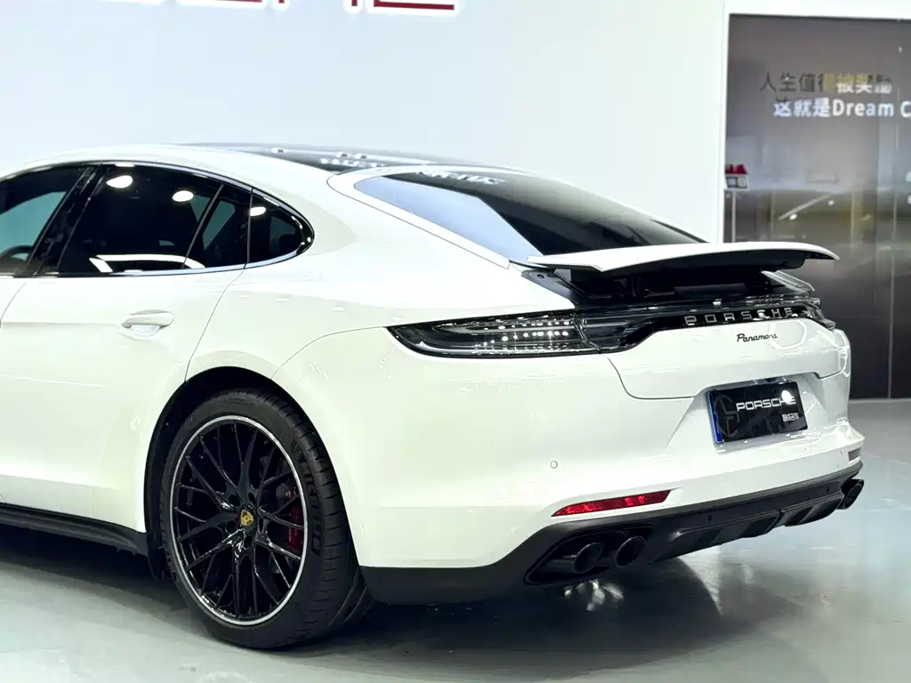 Porsche Porsche Panamera 2023 2.9T Platinum Edition 2023 - thumbnail 26