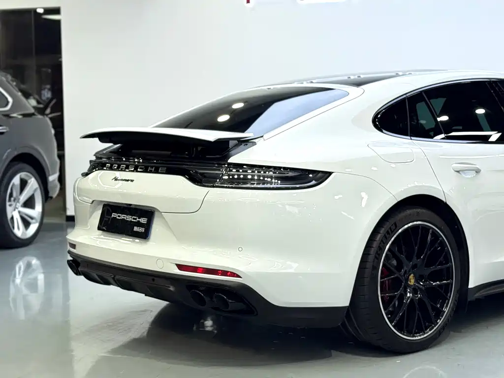 Porsche Porsche Panamera 2023 2.9T Platinum Edition 2023 - thumbnail 27