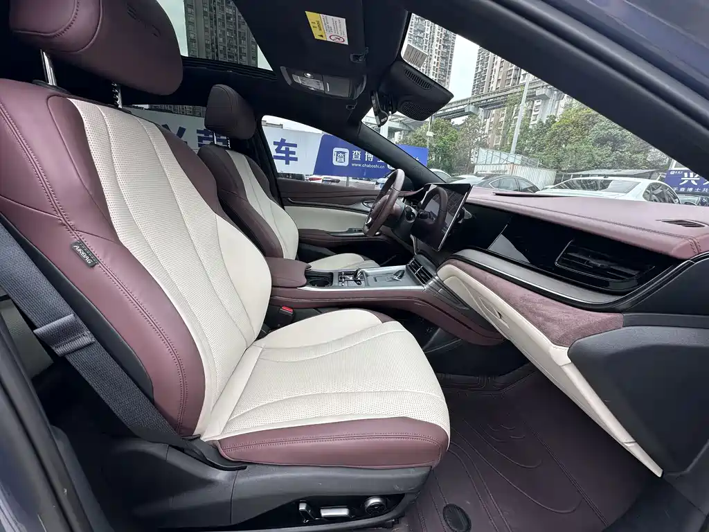 BYD BYD Seal 2024 Glory Edition DM-i 1.5L 121km Luxury Model 2024 - thumbnail 13