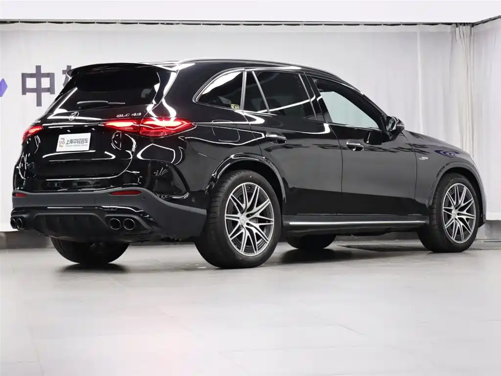 Mercedes-Benz Mercedes-Benz GLC AMG 2024 AMG GLC 43 4MATIC 2024 - thumbnail 3