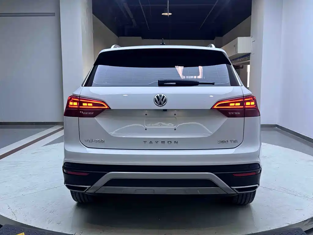 Volkswagen Tayron 2022 280TSI Two-Wheel Drive Luxury Intelligent Connectivity Edition 2022 - thumbnail 6