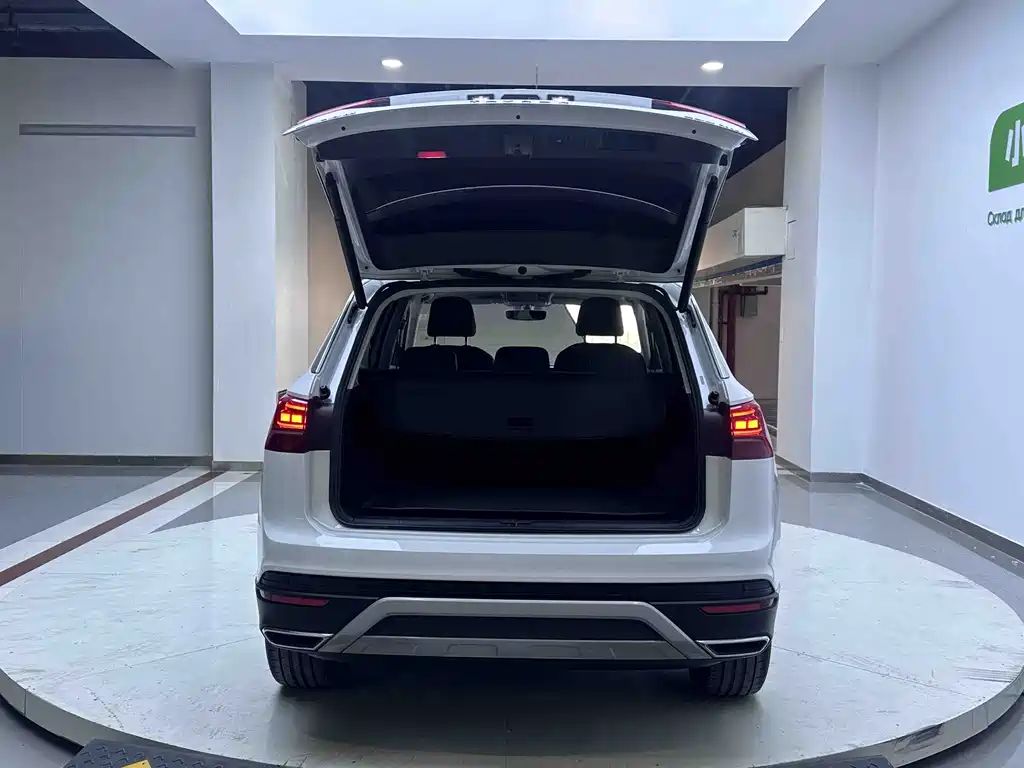 Volkswagen Tayron 2022 280TSI Two-Wheel Drive Luxury Intelligent Connectivity Edition 2022 - thumbnail 11