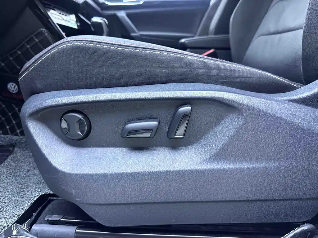 Volkswagen Tayron 2022 280TSI Two-Wheel Drive Luxury Intelligent Connectivity Edition 2022 - thumbnail 17