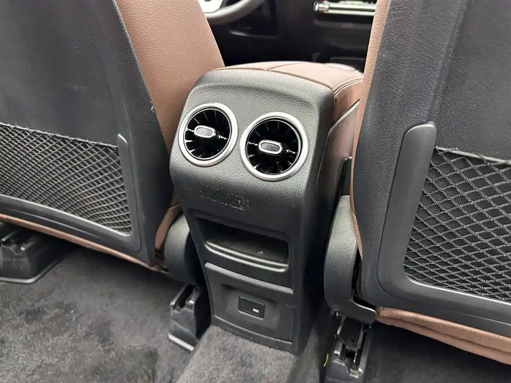 Mercedes-Benz Mercedes-Benz GLB 2023 GLB 200 Style 2023 - thumbnail 23